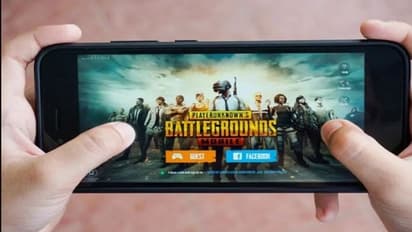 PUBG game ఆడనివ్వడం లేదని.. కన్నతల్లిని రివాల్వర్తో కాల్చిచంపిన బాలుడు.. దుర్వాసన రాకుండా 3 రోజుల పాటు