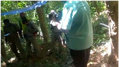 തിരുവനന്തപുരത്ത് യുവാവിന്റെ മൃതദേഹം കത്തിക്കരിഞ്ഞ നിലയില്