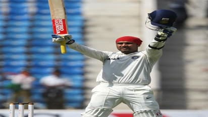 বীরেন্দ্র সেওয়াগের এমন ১০টি রেকর্ড, যা ভাঙা কষ্টসাধ্য অন্য়ান্য ব্যাটসম্যানদের পক্ষে