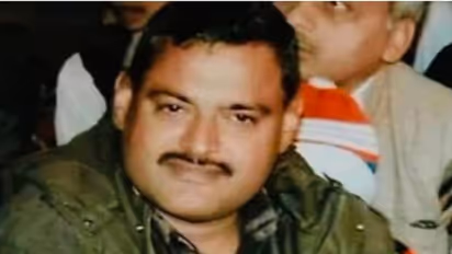 నేర చరిత్ర చాలా పెద్దదే: ఎవరీ గ్యాంగస్టర్ వికాస్ దూబే?