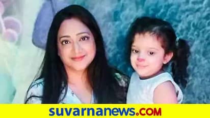 ವಿದೇಶದಲ್ಲಿರುವ 'ಶಾಸ್ತ್ರಿ' ಚಿತ್ರದ ನಟಿ; ಮಗಳಿಗೆ ಮಾಡಿದ್ರು ಕನ್ನಡ ಪಾಠ ನೋಡ್ರಿ !