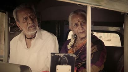 சர்ச்சையை கிளப்பிய சாரு ஹாசன்... ப்ரீ பப்ளிசிட்டிக்காக பெரிய பிரச்சனையில் சிக்கப்போகும் சம்பவம்....!