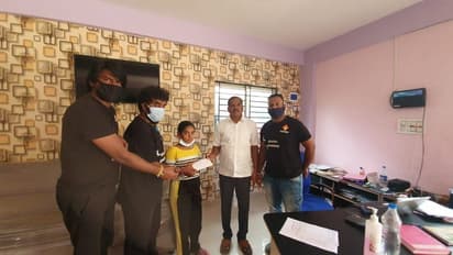 ಹೃದಯ ಚಕ್ರವರ್ತಿ;  ಆಟೋ ಚಾಲಕನ ತಂಗಿಯ ಮದುವೆಗೆ ಅಣ್ಣನಾದ ಕಿಚ್ಚ ಸುದೀಪ್