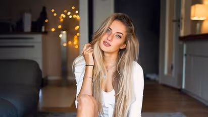 বর্তমানে বিশ্বের সব থেকে 'সেক্সিয়েস্ট অ্যাথলিট', জানুন আলিশা স্মিডের কাহিনি