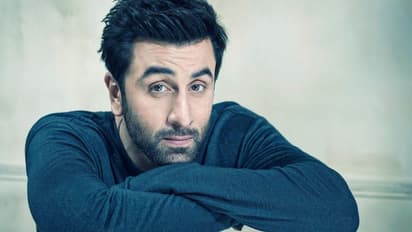 ರಣಬೀರ್‌ ಬ್ರೇಕಪ್‌ಗೆ ಹುಡುಗಿಯರೇ ಕಾರಣ ಎಂದು ಬ್ಲೇಮ್‌ ಮಾಡಿದ ತಾಯಿ!