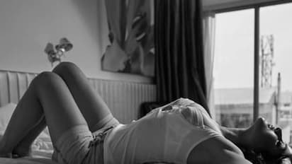 கவர்ச்சியின் உச்சத்தில் இருக்கும் ரெஜினா ஹாட் போட்டோ கேலரி!