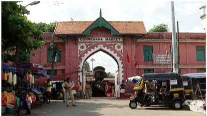 തിരുവനന്തപുരത്ത് നാല് നിയന്ത്രിത മേഖലകള് കൂടി; അത്യാവശ്യങ്ങള്ക്ക് അല്ലാതെ പുറത്തിറങ്ങരുതെന്ന് കളക്ടര്