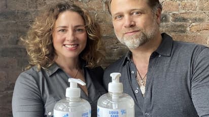 ಕೋರೋನಾ ಸಮಯದ 3 ತಿಂಗಳಲ್ಲಿ  ಬಿಲಿಯೇನರ್‌ ಆದ ಬಡ ದಂಪತಿ