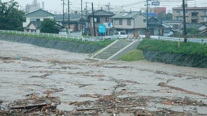 উত্তরবঙ্গে বন্যার পরিস্থিতির সঙ্গে ধ্বস নামার আশঙ্কা, দক্ষিণবঙ্গেও ভারী বৃষ্টির পূর্বাভাস