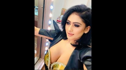 ಸೋಶಿಯಲ್ ಮೀಡಿಯಾದಲ್ಲಿ ವೈರಲ್ ಆದ 'ಬಂಗಾರದ' ವೇಷಭೂಷಣ