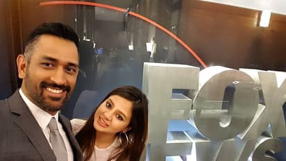 தோனியின் 39வது பிறந்தநாள் ஸ்பெஷல் போட்டோ கேலரி!