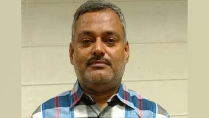 গ্যাংস্টার বিকাশকে আগাম খবর দেয় চৌবেপুর থানাই, চরবৃত্তির অভিযোগে এবার চিহ্নিত আরও ৩ পুলিশকর্মী