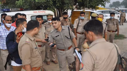 যাদবপুরের প্রাক্তনীর যোগসূত্রে এসটিফের জালে আরও ২ মাওবাদী, মুর্শিদাবাদ থেকে ধৃতরা এল কলকাতায়