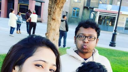 அட்லீ மனைவி பிரியாவுடன்  சேர்ந்து வெளிநாட்டில் அடித்த செம்ம லூட்டி! கியூட் கேலரி!