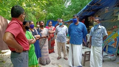 പ്ലാസ്റ്റിക്ക് കൊണ്ട് മറച്ച വീട്, വൈദ്യുതിയുമില്ല; ഒടുവിൽ വിനോദിനും കുടുംബത്തിനും കൈത്താങ്ങായി പഞ്ചായത്ത്