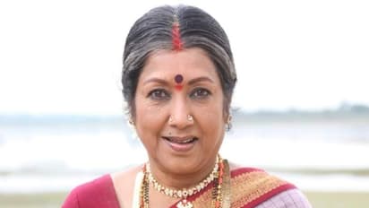 மூச்சுத்திணறலால் பிரபல நடிகை மருத்துவமனையில் அனுமதி... கொரோனா பீதியால் தவிக்கும் ரசிகர்கள்...!