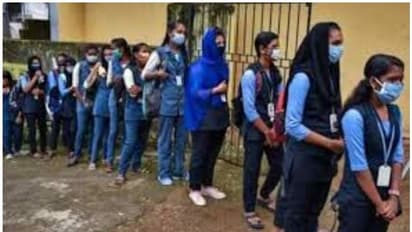 സംസ്ഥാനത്ത് സ്കൂളുകൾ തുറക്കുന്നത് നീളും; ഓഗസ്റ്റ് വരെ തുറക്കാനാവില്ലെന്ന് മുഖ്യമന്ത്രി