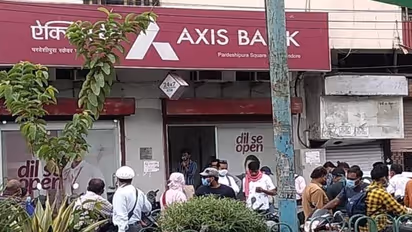 എംഎസ്എംഇകള്ക്കായി പ്രത്യേക ബിസിനസ് ക്രെഡിറ്റ് കാര്ഡ് പുറത്തിറക്കി ആക്സിസ് ബാങ്ക്