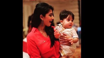 ஷாலினி - அஜித்யின் இந்த புகைப்படங்களை பாத்திருக்கீங்களா! ரர் கிளிக்ஸ்