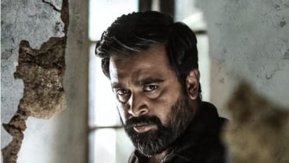 செய்ய வந்த வேலையை விட்டுட்டு நடிப்பை கையில் எடுத்த பிரபலங்கள்..! லிஸ்ட் இதோ..!