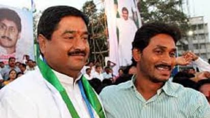 తప్పుడు సలహాలివ్వొద్దు: వైసీపీ ఎమ్మెల్యే ధర్మాన ప్రసాదరావు సంచలనం