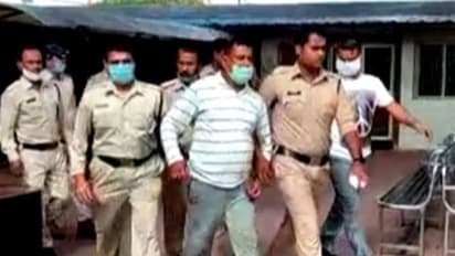 കാൺപൂർ ഏറ്റുമുട്ടല്: അഡി.ചീഫ് സെക്രട്ടറി അധ്യക്ഷനായ സംഘം അന്വേഷിക്കുമെന്ന് യുപി സർക്കാർ