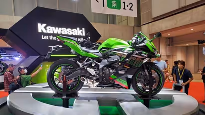 കവസാക്കി നിഞ്ച ZX-25R അവതരിപ്പിച്ചു