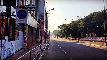 আনলক ভারতে বেড়েই চলেছে সংক্রমণ, মঙ্গলবার থেকে ফের সম্পূর্ণ লকডাউনে নিরুপায় বেঙ্গালুরু