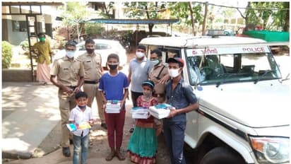 സ്റ്റേഷനിലെത്തിയത് പരാതി പറയാൻ: വീട്ടിലേക്ക് മടങ്ങിയത് ബിരിയാണിയും കൈനിറയെ സമ്മാനങ്ങളുമായി