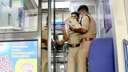 എടിഎം തകർത്ത് പണം കവരാന് ശ്രമം; കമ്പിപ്പാരകൾ കൗണ്ടറിൽ ഉപേക്ഷിച്ച നിലയിൽ