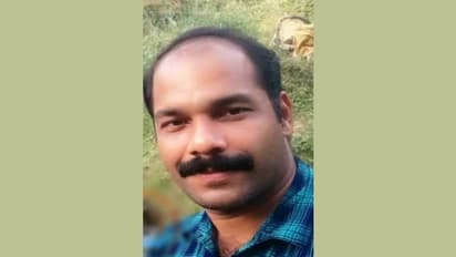 മരത്തില് നിന്ന് വീണ് ചികിത്സയിലായിരുന്ന ആംബുലന്സ് ഡ്രൈവര് മരിച്ചു