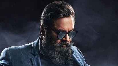 திருவள்ளுவர் மாதிரி பெரிய தாடி மீசை வச்சிக்கிட்டு ஒரே அடியாய் மாறிய சரத்குமார்! லேட்டஸ்ட் போட்டோஷூட்