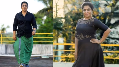 'നോക്കേണ്ട ഉണ്ണി ഇത് ഞാൻ അല്ല'; പുത്തൻ ലുക്കിൽ ഉമ നായർ