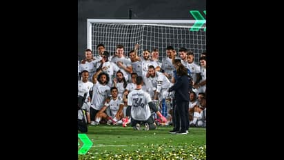 এক ম্যাচ বাকি থাকতেই খেতাব জয় রিয়ালের, ওসাসুনার কাছে লজ্জার হার বার্সার