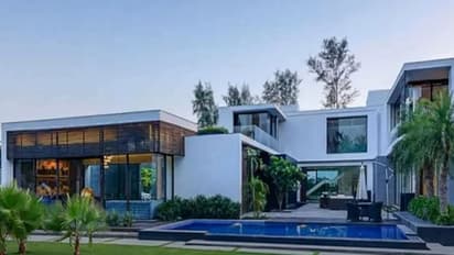 இவ்வளவு பிரமாண்டமா? வியக்க வைக்கும் நடிகை ரகுல் ப்ரீத் சிங் வீடு..! வாங்க பார்க்கலாம்..!