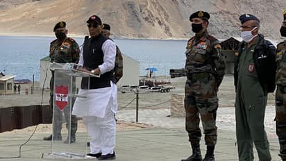 लद्दाख में गरजे राजनाथ सिंह, कहा- दुनिया की कोई शक्ति भारत की एक इंच भी जमीन नहीं ले सकती