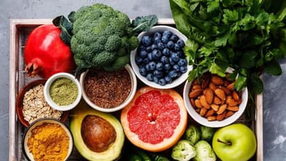 ആന്റിഓക്സിഡന്റുകൾ അടങ്ങിയ ഈ നാല് ഭക്ഷണങ്ങൾ ശീലമാക്കൂ...