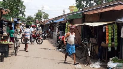 ছড়াচ্ছে করোনা সংক্রমণ, লকডাউন মানতে নারাজ স্থানীয়েরা, ভয়াবহ ছবি ডানকুনিতে