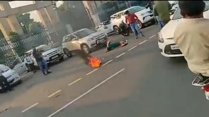 योगी सरकार को बदनाम करने की साजिश, सीएम ऑफिस के सामने आत्मदाह मामले कांग्रेस प्रवक्ता शामिल