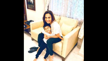 சூப்பர் ஸ்டார் மகள் சௌந்தர்யா ரஜினிகாந்த் வீடு இவ்வளவு பிரமாண்டமா..!  வாங்க பார்க்கலாம்..!