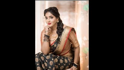 இப்படி எல்லாம் உங்களுக்கு டிரஸ் பண்ண தெரியுமா? எத்தனை முறை பார்த்தாலும் அலுத்து போகாத ரேஷ்மாவின் நியூ போட்டோஸ்