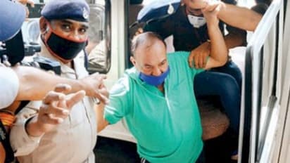 रातभर पूछताछ के बाद प्यारे मियां ने किया खुलासा, 5 साल से हूं लड़कियों के संपर्क में..संख्या याद नहीं