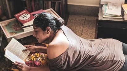 വസ്ത്രധാരണത്തെ വിമര്ശിക്കുന്നവര്ക്ക് മറുപടി നല്കി അനു മോള്