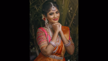 மணப்பெண் கெட்டப்பில் பிக்பாஸ் ஜூலி..! அடேங்கப்பா போஸ் கொடுப்பதில் முன்னணி நடிகைகளையே மிஞ்சிட்டாங்க!