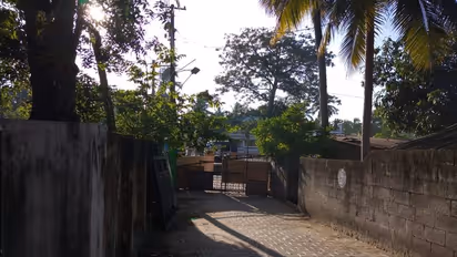 കൊവിഡ് 19; സമ്പര്ക്ക വ്യാപന ഭീതിയില് കേരളം