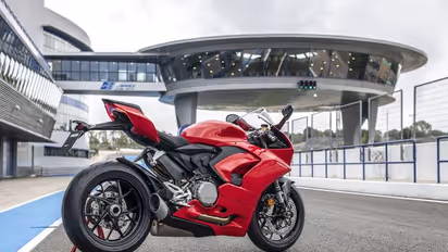 Panigale V2 : ഡ്യുക്കാട്ടി ലിമിറ്റഡ് എഡിഷൻ പാനിഗേൽ V2 മാർച്ച് 16 ന് എത്തും