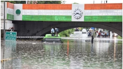 सरकार थपथपाए पीठ और झमाझम बारिश ने खोल दी पोल