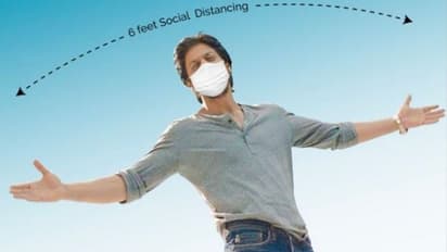 সামাজিক দূরত্ব বজায় রাখতে কিং খান-ই একমাত্র ভরসা, অভিনেতার পন্থায় বার্তা দিল অসম পুলিশ