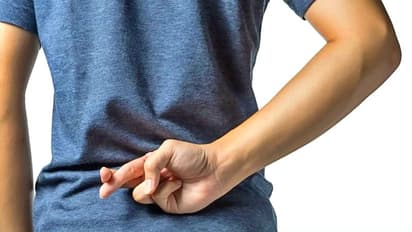 गरूड़ पुराण: इन 7 बातों का ध्यान रखेंगे तो आप भी समझ जाएंगे कौन आपसे बोल रहा है सच और कौन झूठ