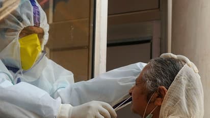 করোনাভাইরাসে পজেটিভিটি রেট ৫ শতাংশ কমিয়ে আনাই লক্ষ্য, ভারতের পরিস্থিতি ভালো বলে আশ্বস্ত করল কেন্দ্র